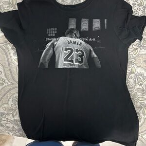 Lebron James Nike tee shirt , Size small, Color Black